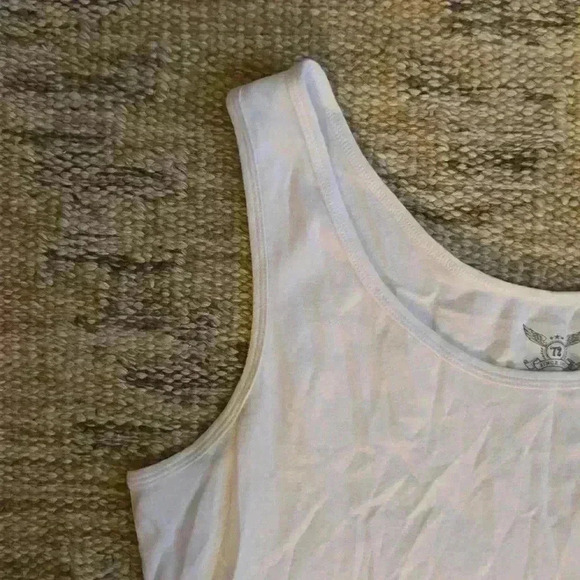 Faded Glory Tank - Picture 3 of 4